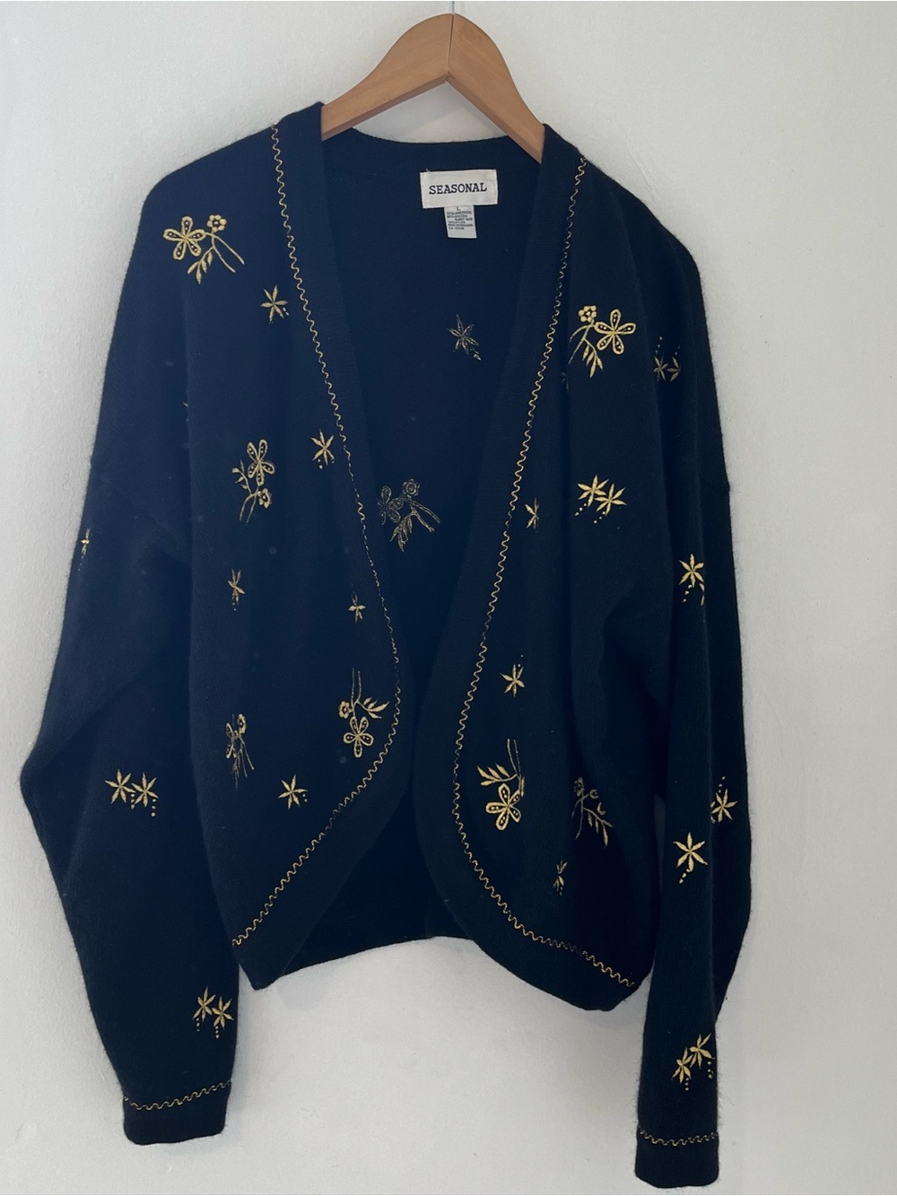 Vintage Lambswool Rabbit Hair Granny-core Black Cardigan with Gold Embroidered